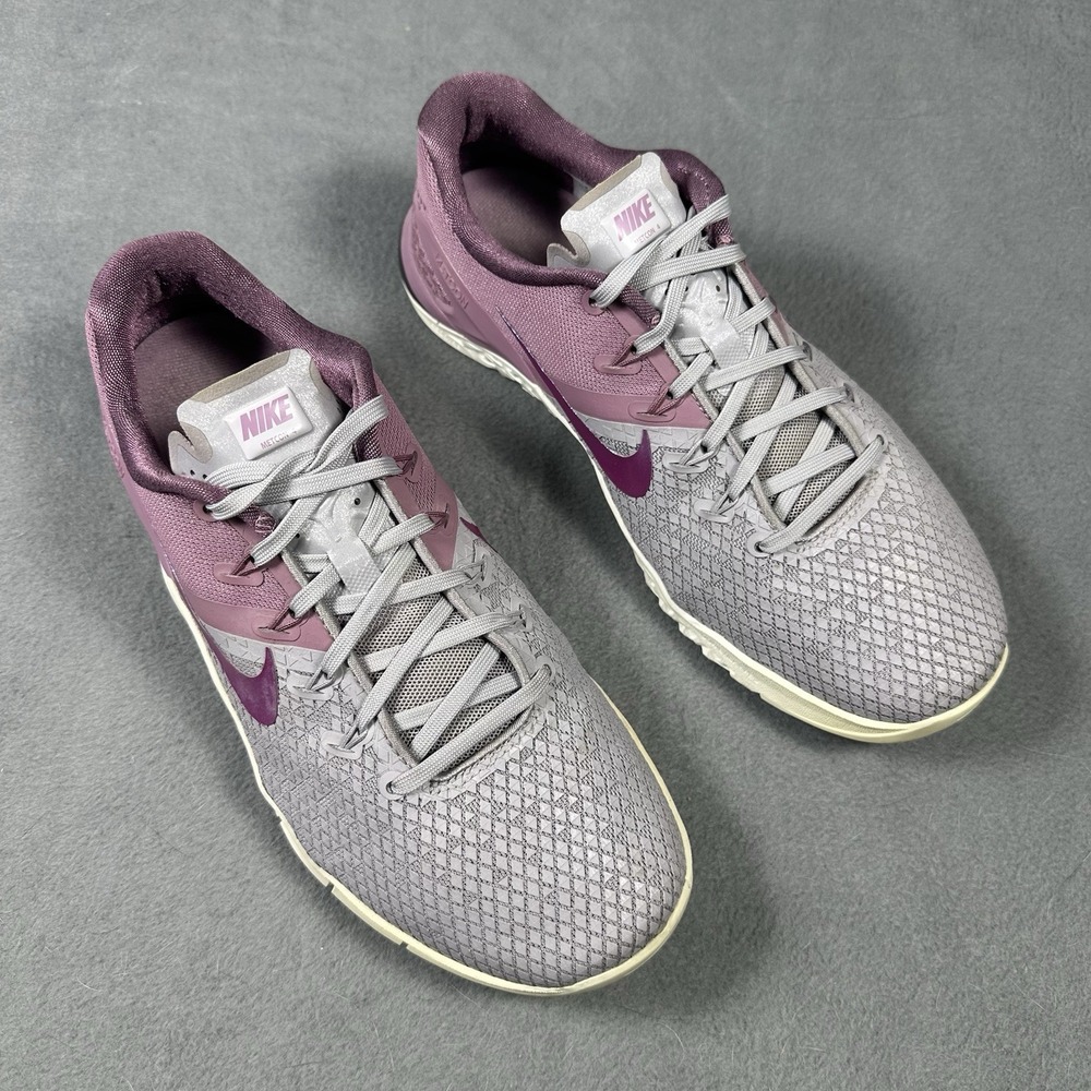 Nike Metcon 4 Women's Size 9.5 Gray Purple Training Shoes CrossFit CD3128-008